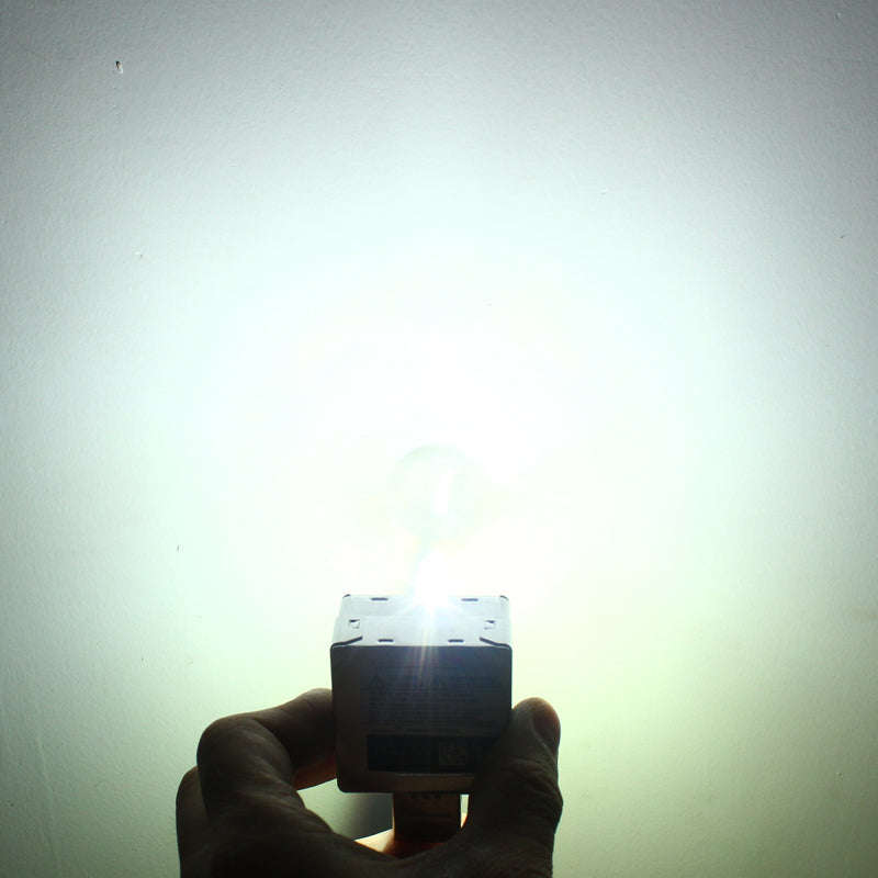 Pair Of Car Xenon Headlight Bulbs D1S