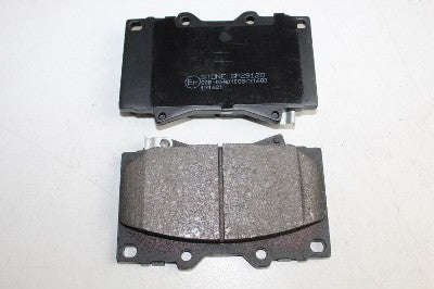 TOYOTA BRAKE PADS FRONT LANDCRUZER 4.5 2015
