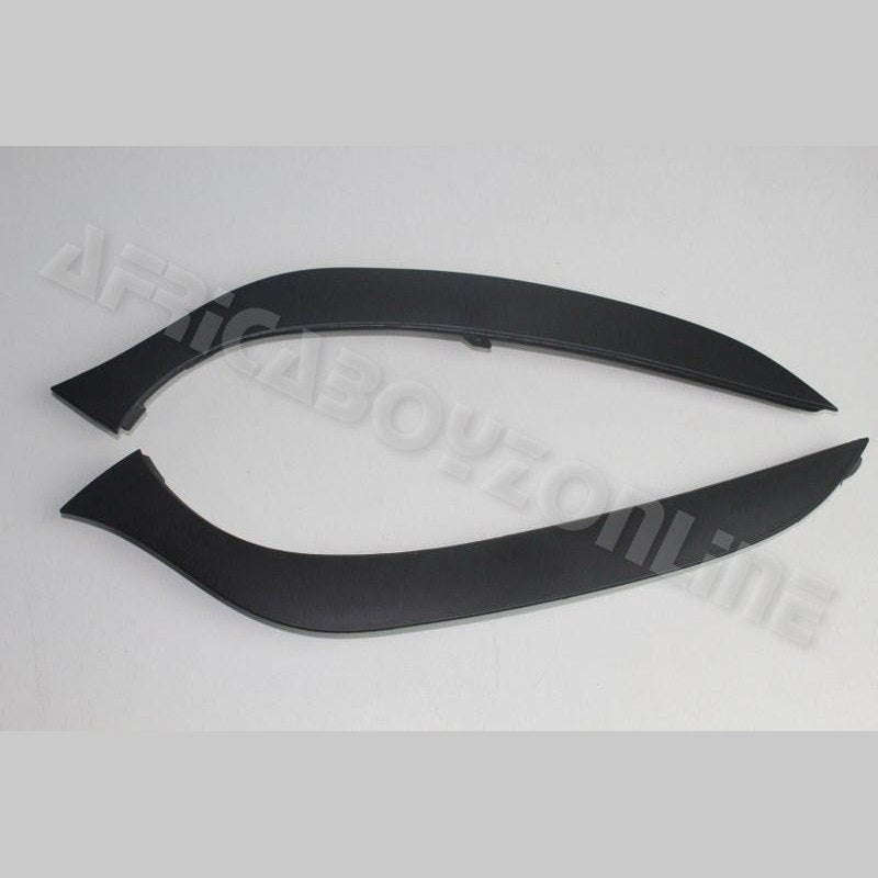 RENAULT CLIO 5 (2013) HEADLIGHT MOULDING SET