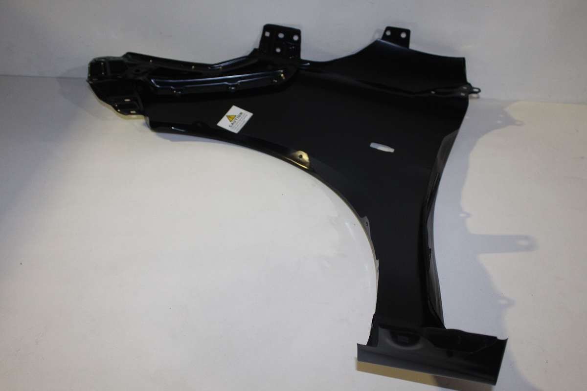 TOYOTA YARIS 2018 1.5 FENDER RHS WITH HOLE