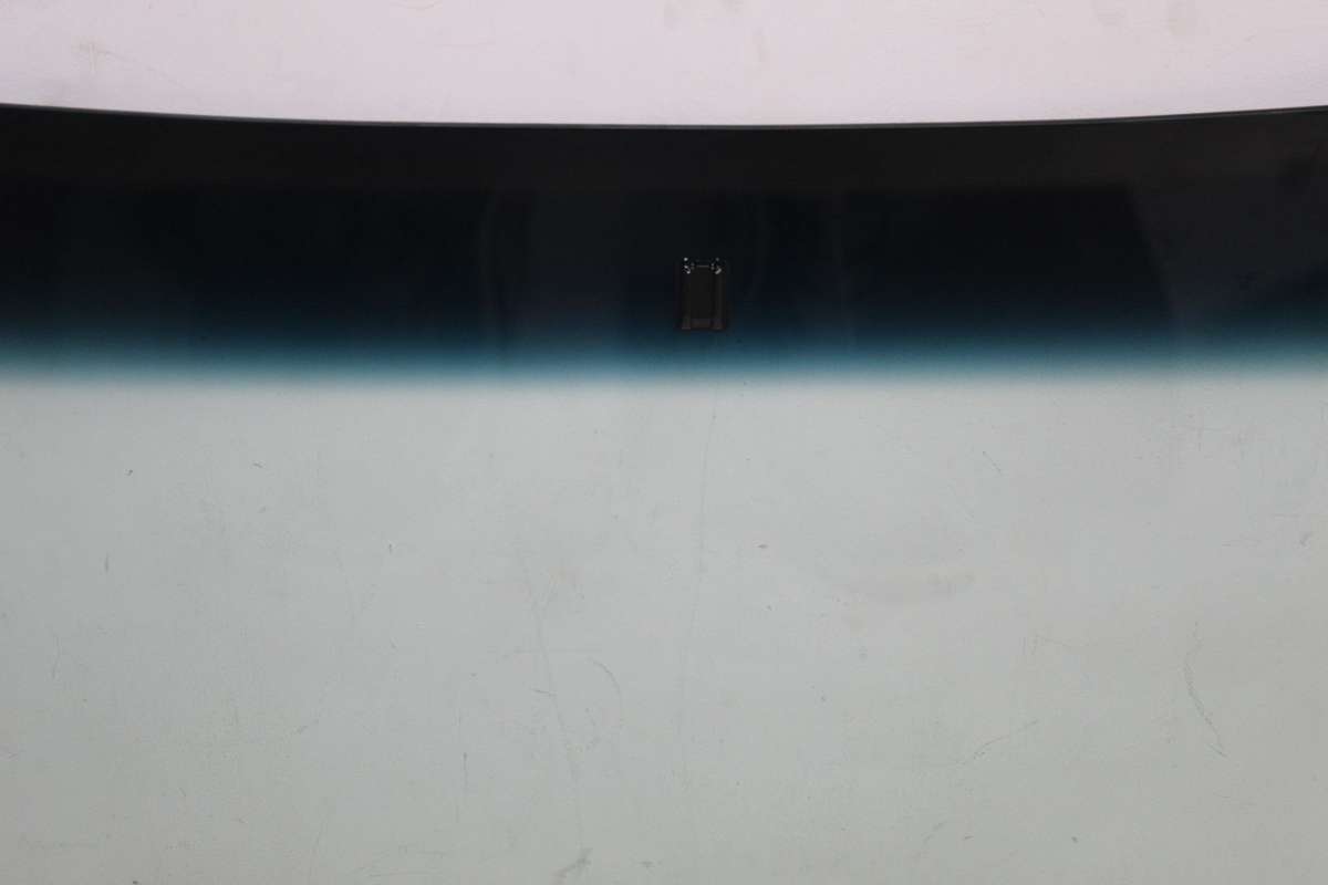 OPEL WINDSCREEN FRONT CORSA LITE 1.4 3 DOOR HATCH/SEDAN W/MIRROR BRACKET 1996/04