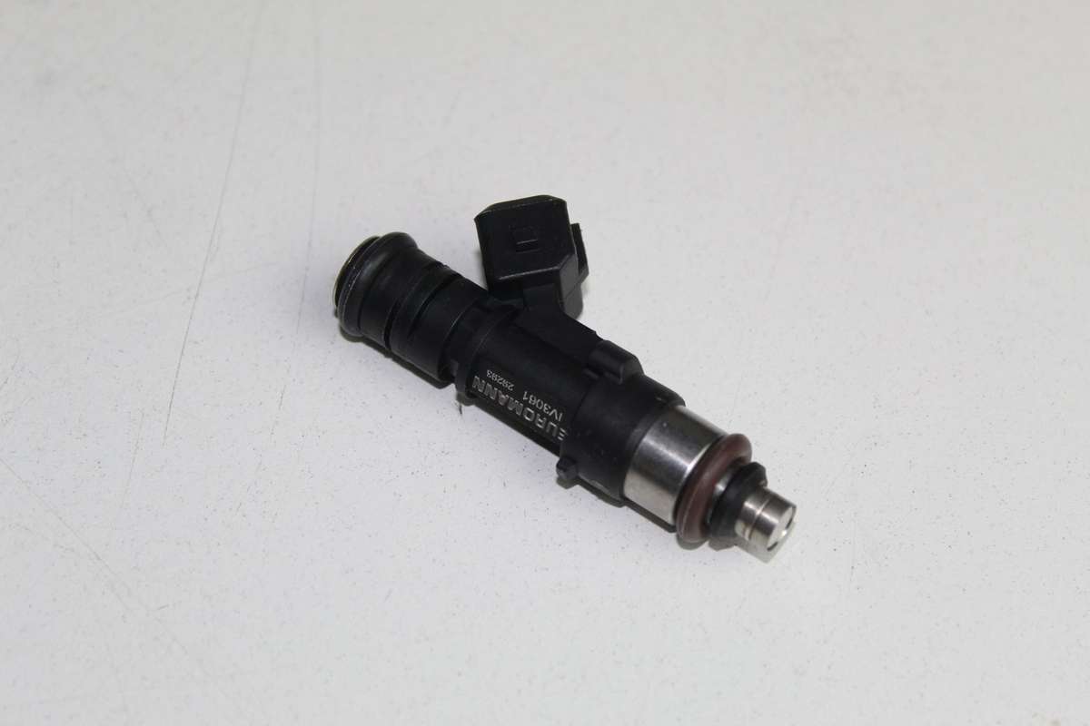 FORD FUEL INJECTOR  KUGA 1.5 2016