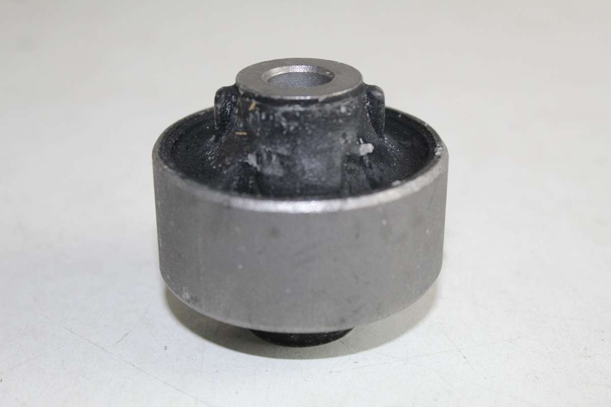 RENAULT CONTROL ARM BUSH KOLEOS 2.5 08-16