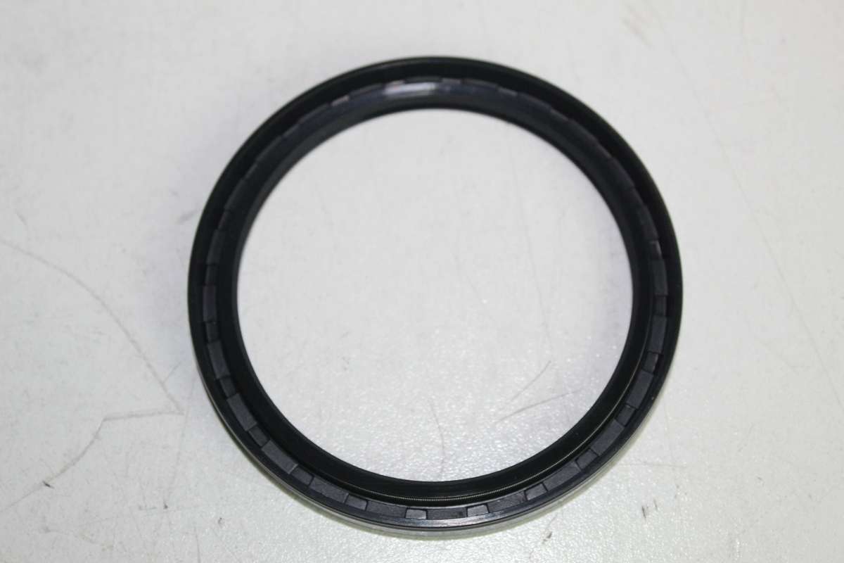 DAIHATSU OIL SEAL REAR CRANK GRANDMAX 1.5 2013-