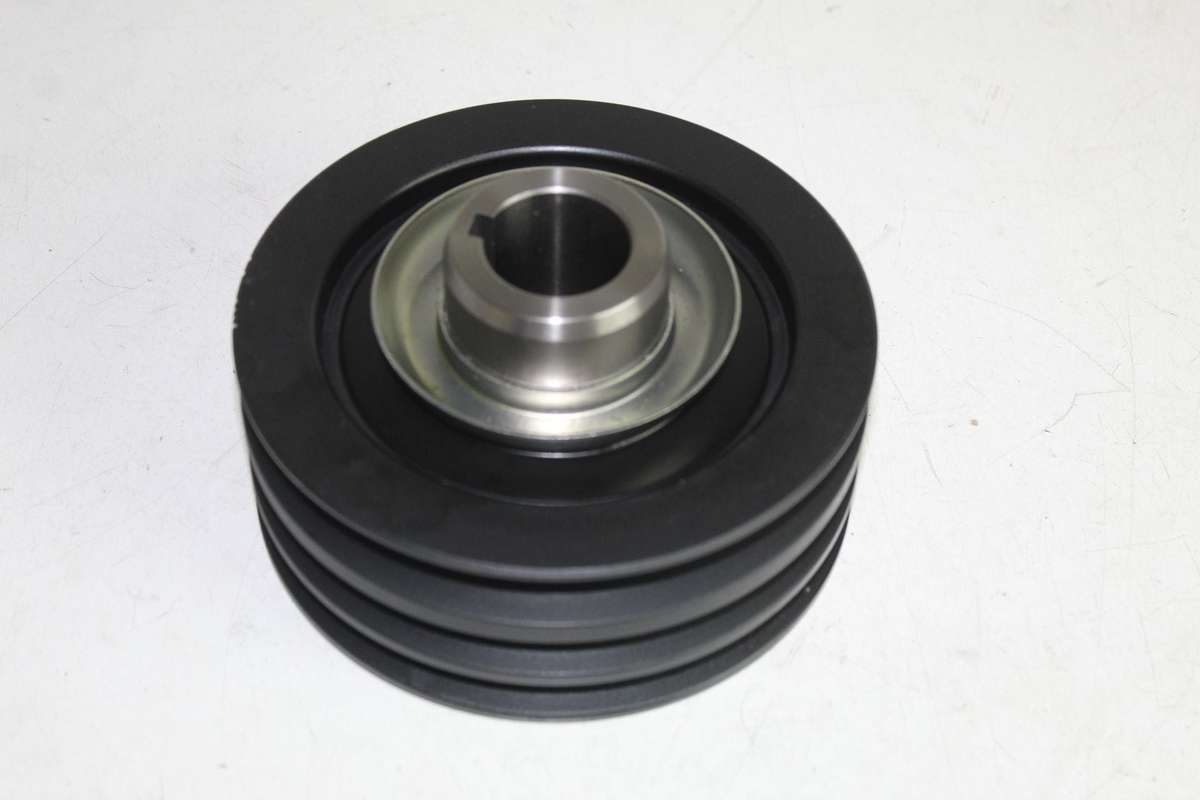 ISUZU CRANK PULLEY KB250 2.5 89-04