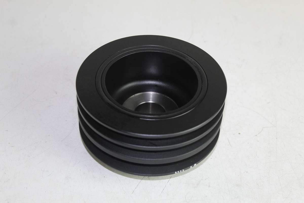 ISUZU CRANK PULLEY KB250 2.5 89-04