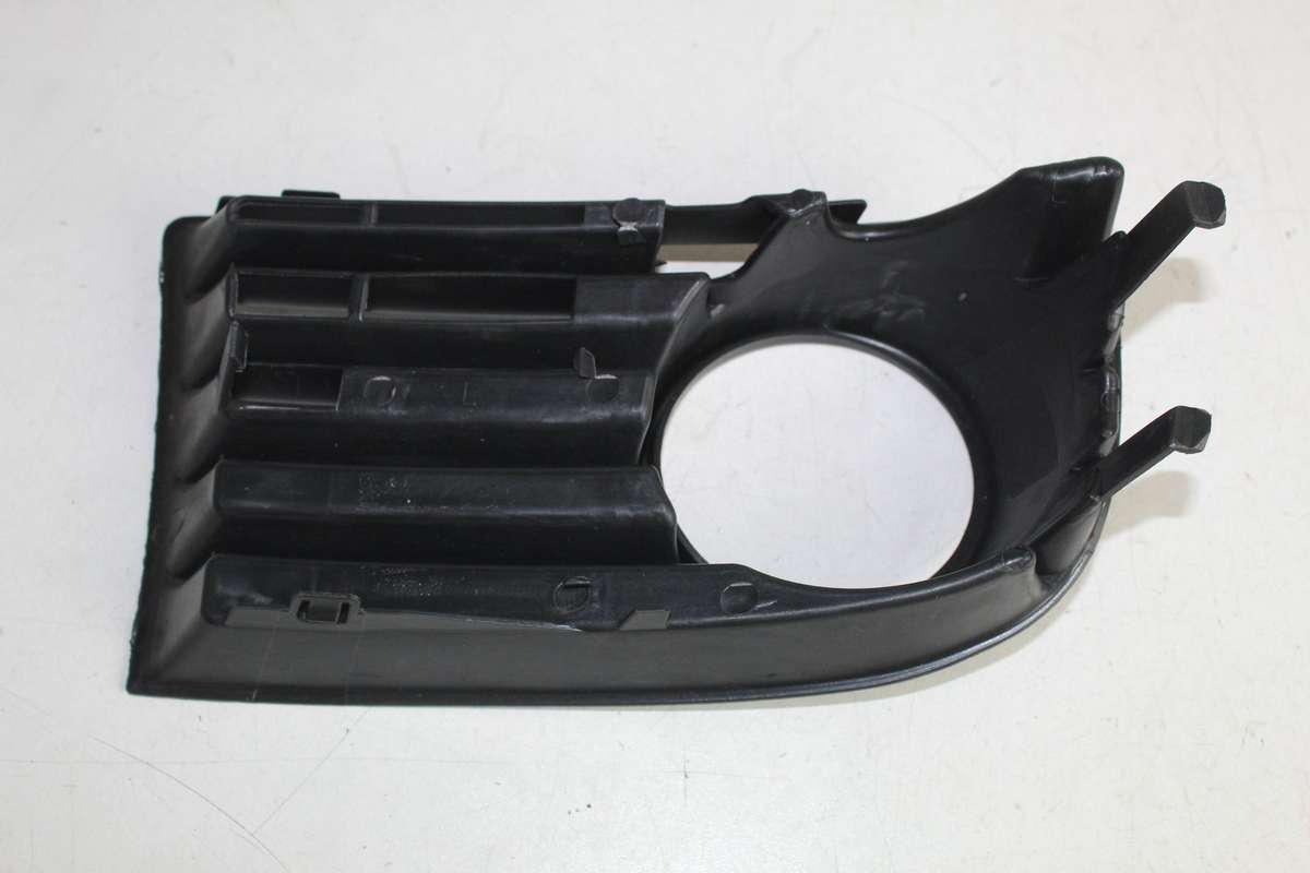 VW GOLF 5 FOG COVER LHS 04-08