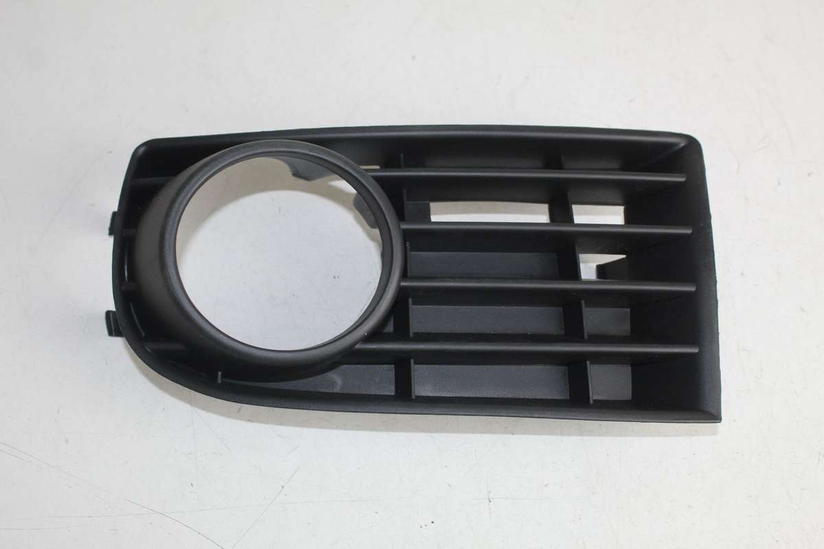 VW GOLF 5 FOG COVER LHS 04-08