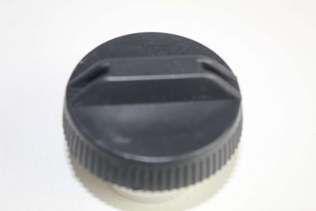 HYUNDAI i20 FUEL FILLER CAP