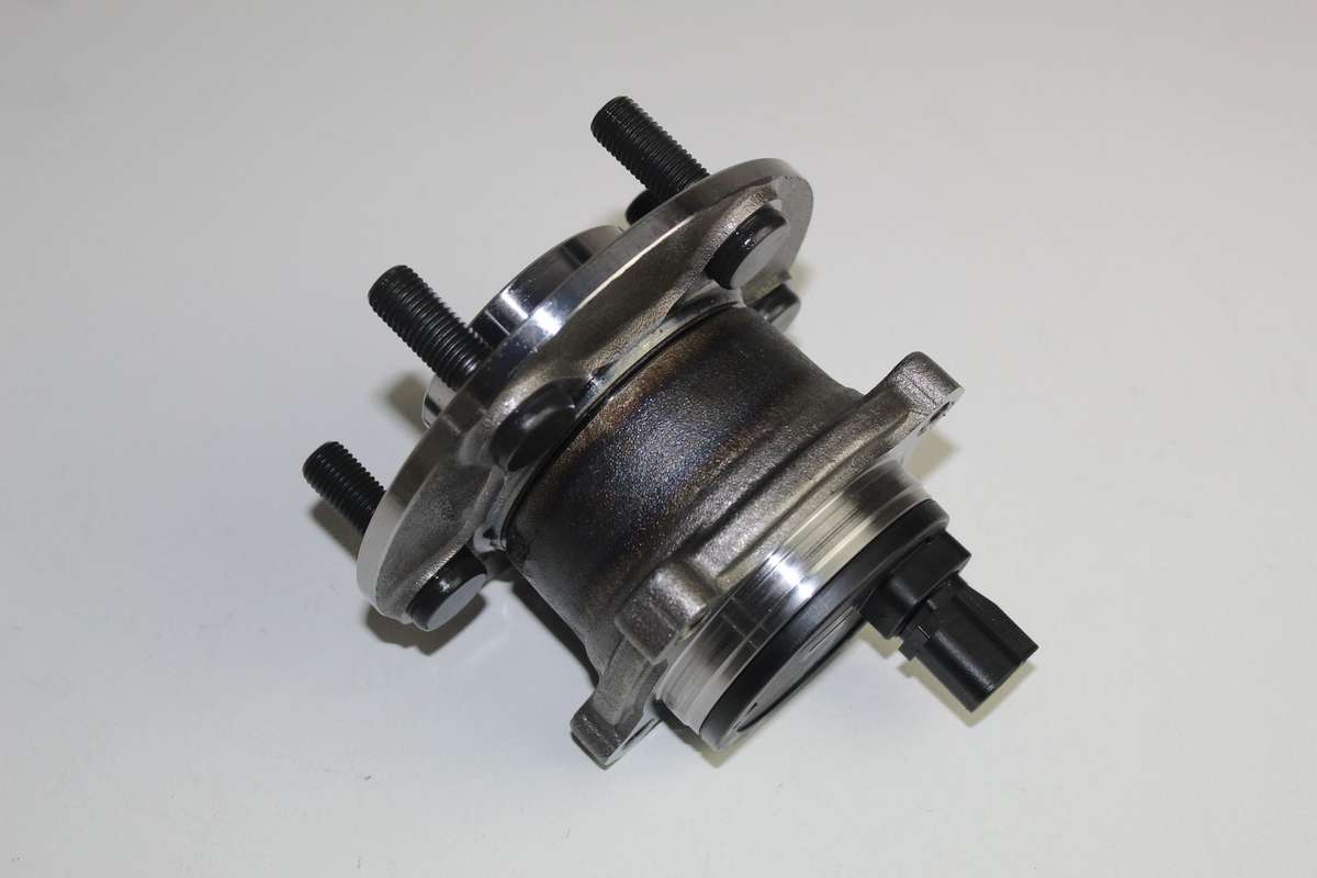 FORD FIGO REAR WHEEL HUB+WHEEL BEARING 1.5 2018-