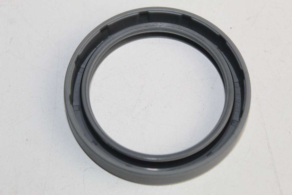 JEEP CRANK SEAL CHEROKEE 2.5