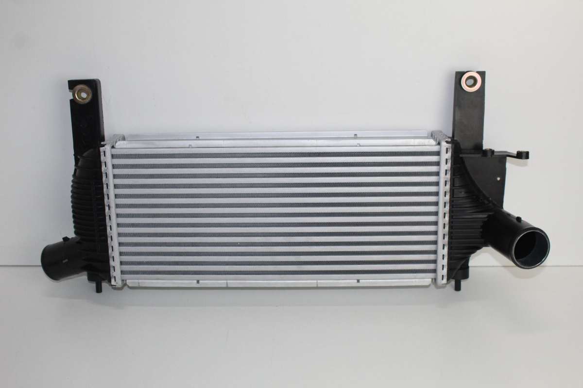 NISSAN INTERCOOLER NAVARA 2.5 2014