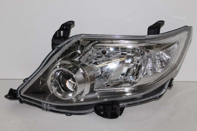 TOYOTA FORTUNER 2.5 2009-2015 HEADLIGHT