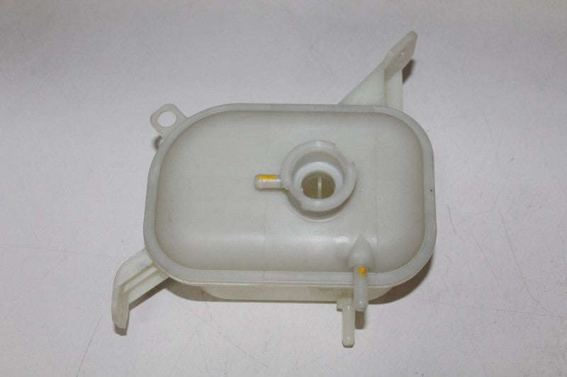 HYUNDAI ELANTRA XD 1.5 RADIATOR BOTTLE