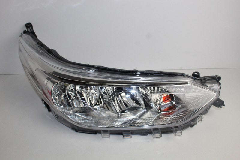 TOYOTA YARIS 2018-2021 1.5 HEADLIGHT RH
