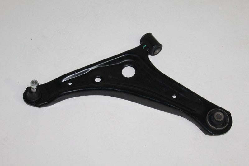 MITSUBISHI CONTROL ARM MIFAGE 1.5 LOWER L 14-