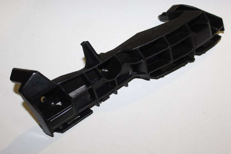 TOYOTA BUMPER BRACKET FORTUNER 2.5 FRONT RH 11-