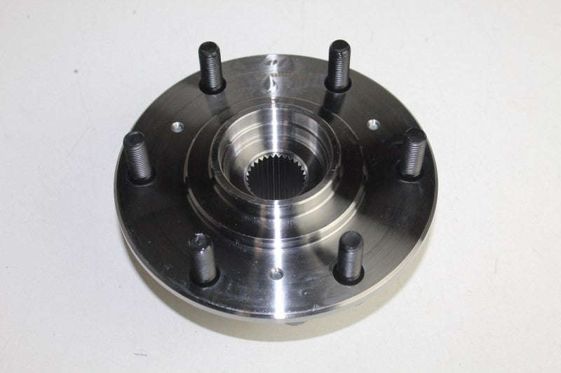 MITSUBISHI TRITON FRONT WHEEL HUB WITH THE BEARING 2.5 2012-