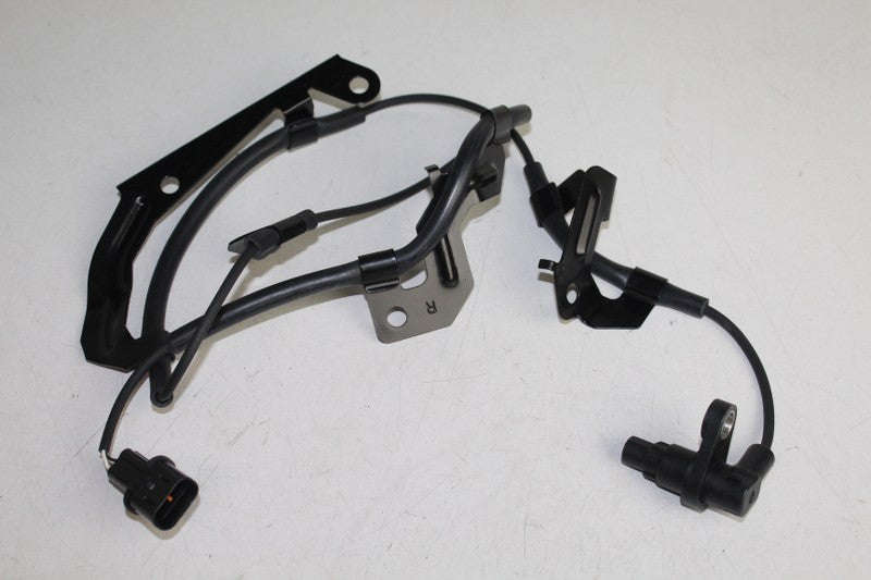MITSUBISHI WHEEL SPEED SENSOR PAJERO 2.5 2013-