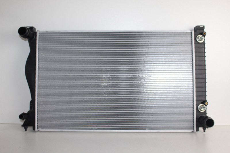 AUDI A6 2004-2009 2.4 BDW RADIATOR 677X440X32