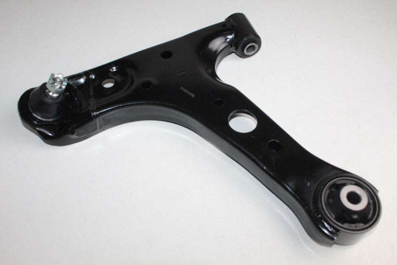 DAIHATSU CONTROL ARM LH GRANMAX 1.5 09-11
