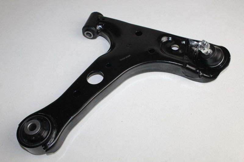 DAIHATSU CONTROL ARM RH GRANMAX 1.5 09-11