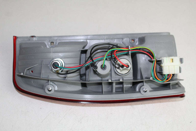 MAZDA TAIL LIGHT RHS DRIFTER2.5 04-07