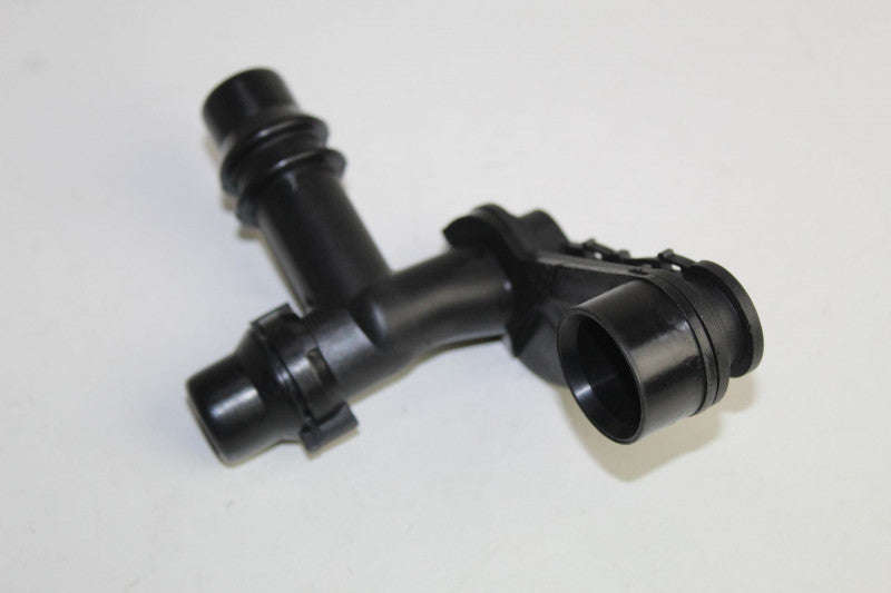 BMW X5 E53 COOLANT FLANGE M54