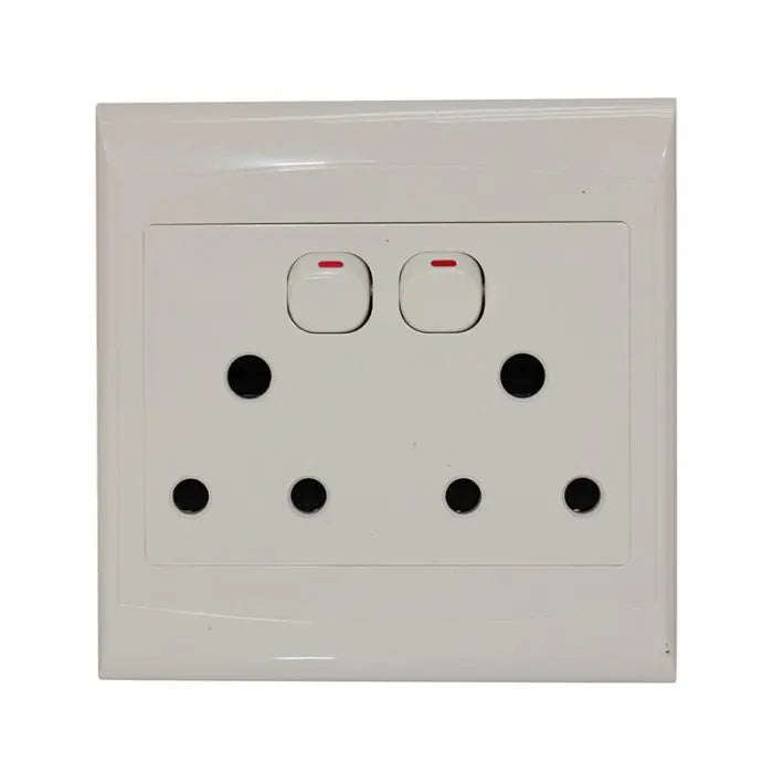 Switched Socket, 2 x 3Pin