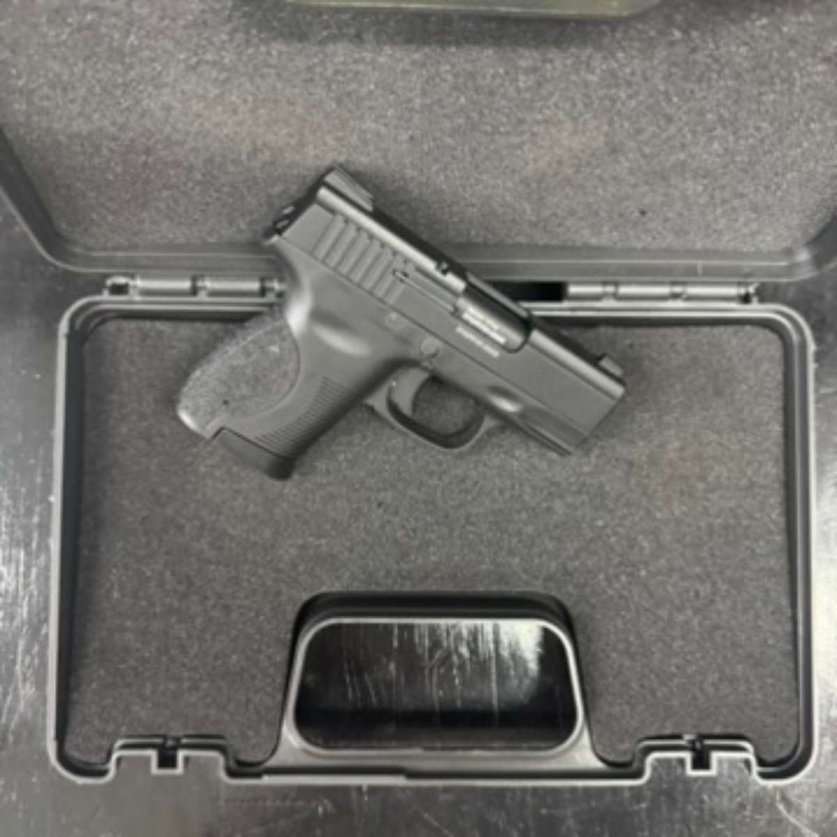 Retay P114 Black Blank/Pepper Gun (Semi Auto|5+1|9mm PAK)