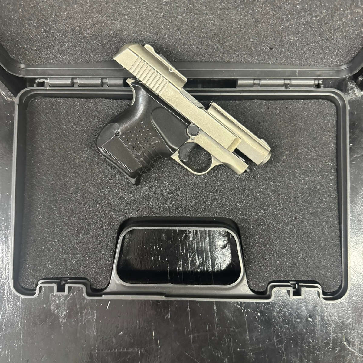 Blow Mini 9 Satina Blank/Pepper Gun (Semi Auto|5+1|9mm PAK)
