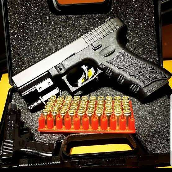 Ekol Gediz Glock 19 Black Blank/Pepper Gun (Semi Auto|14+1|9mm Pak)