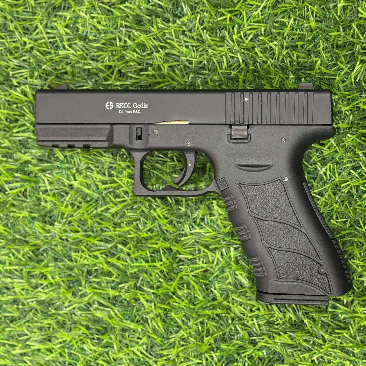 Ekol Gediz Glock 19 Black Blank/Pepper Gun (Semi Auto|14+1|9mm Pak)