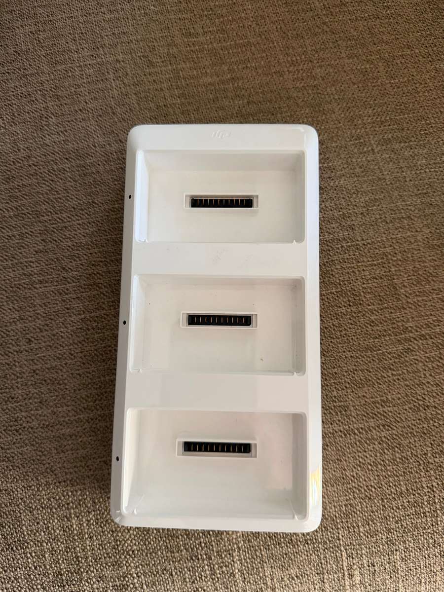 DJI Phantom 4 Charging Hub / Pre Owned