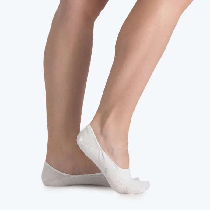 Falke 4536 4-7 White Invisibles 2 pack socks