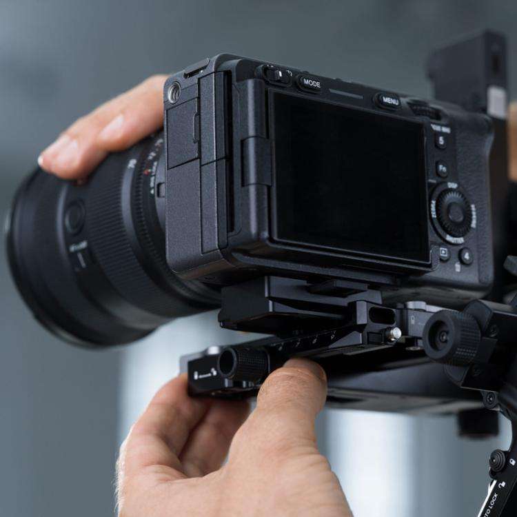 Original Lower Quick-Release Plate For DJI RS 5 / RS 4, RS 5  Lower Quick-Release Plate