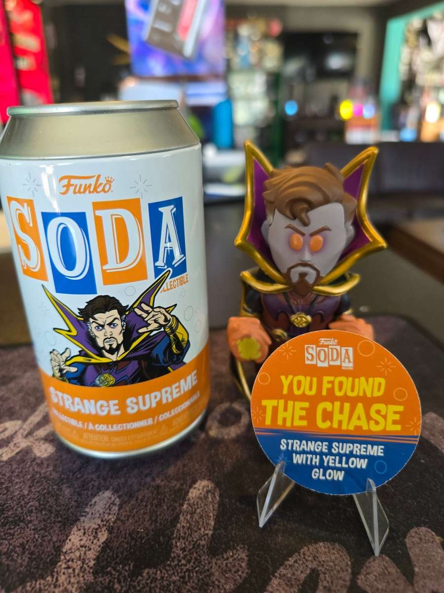Funko Soda - CHASE - Strange Supreme with Yellow Glow