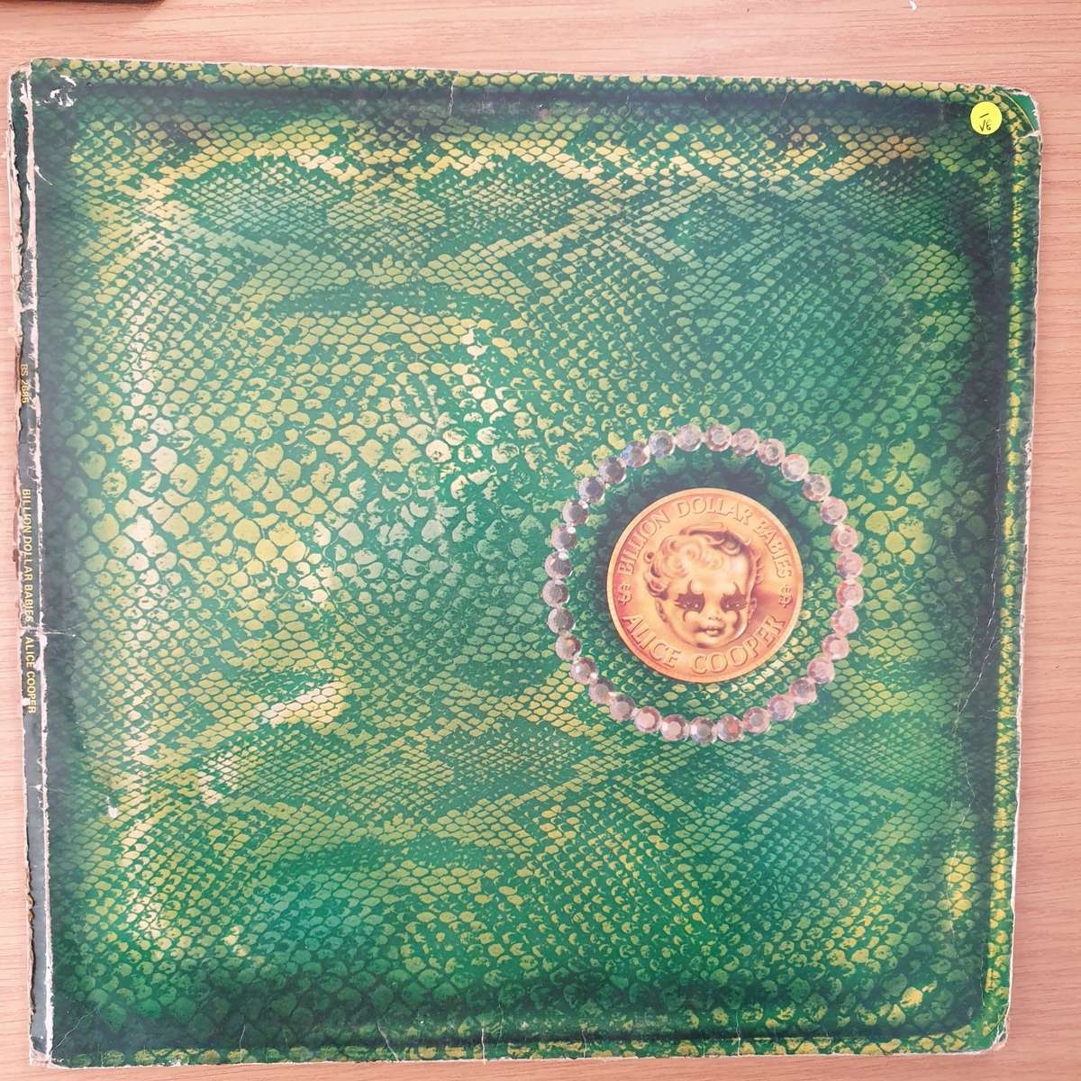 Alice Cooper  Billion Dollar Babies - Vinyl LP Record - Very-Good- Quality (VG-) (minus)
