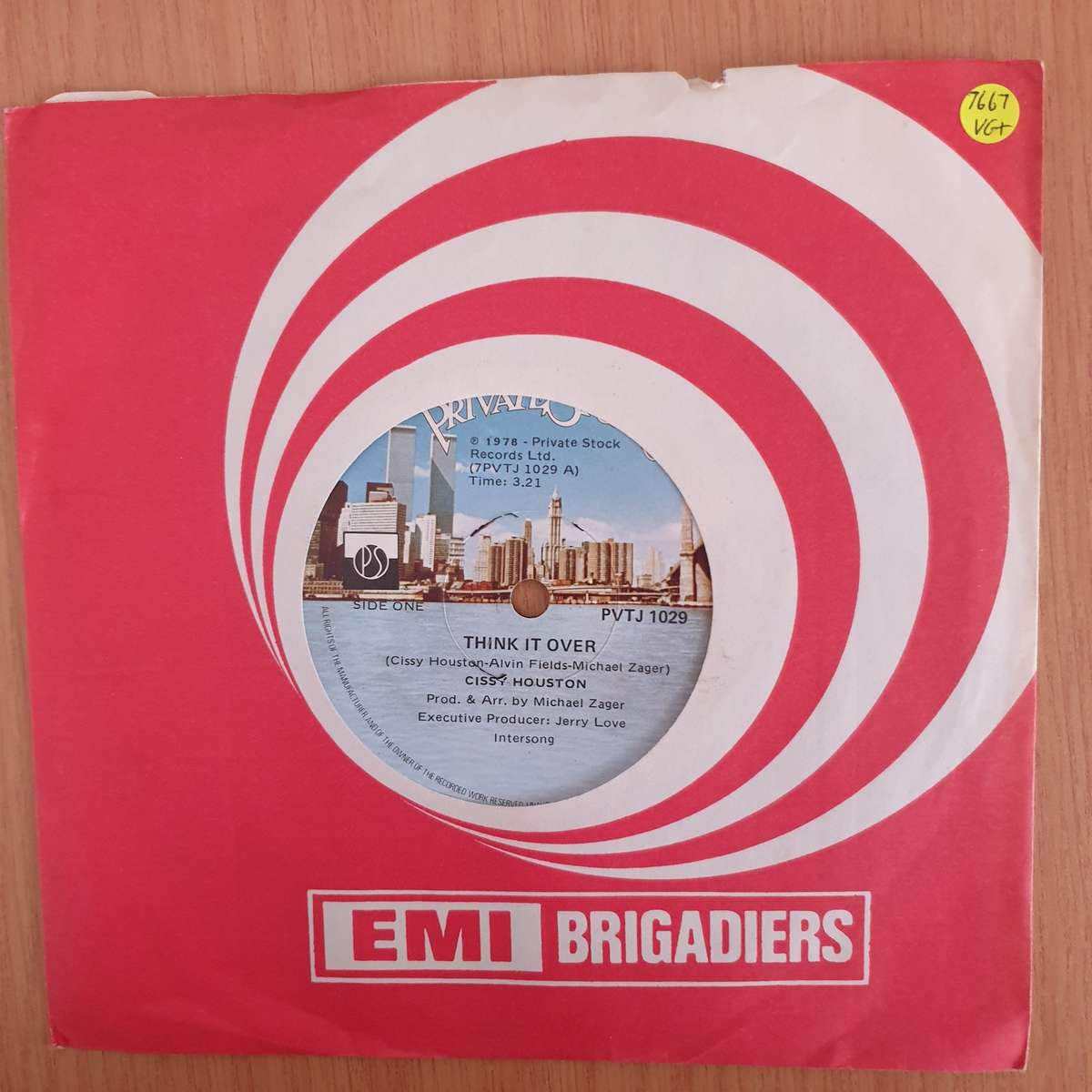 Cissy Houston  Think It Over / An Umbrella Song - 7" Record - Very-Good+ Quality (VG+) (verygo...