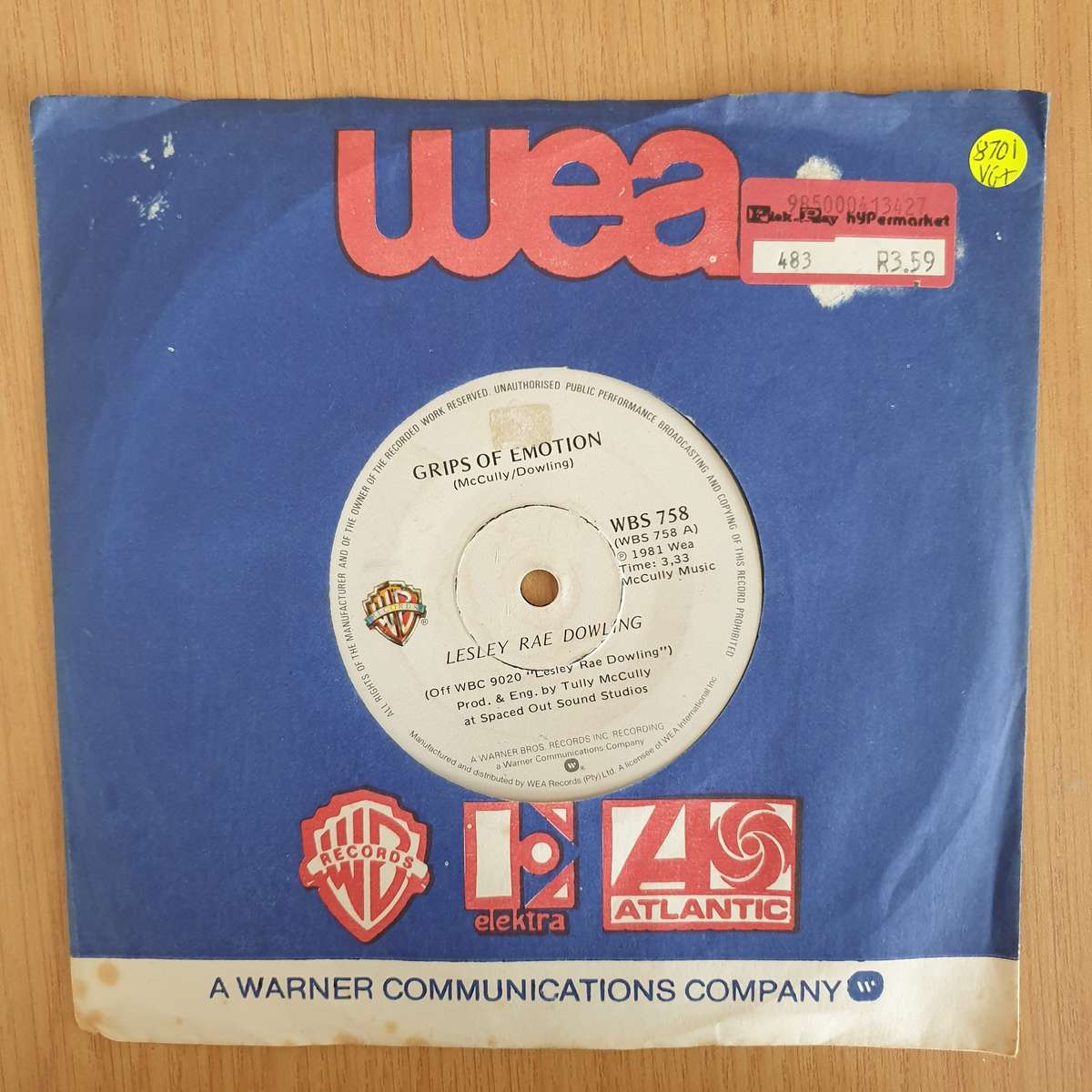 Lesley Rae Dowling  Grips of Emotion - 7" Record - Very-Good+ Quality (VG+) (verygoodplus7) (DLB)