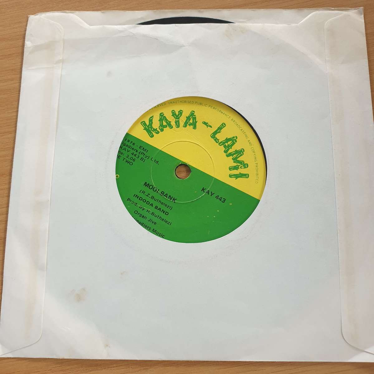 Indoda Band - Sikiza Jive - Mooi Bank - 7 Record (VG+)  (MWA)