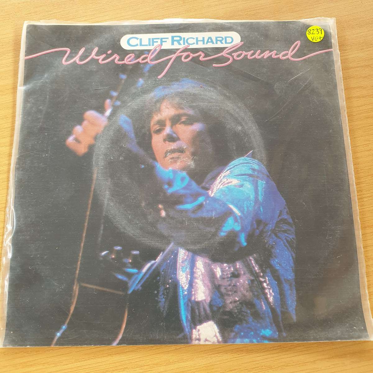 Cliff Richard - Wired For Sound -  7 Record (VG+)  (MWA)