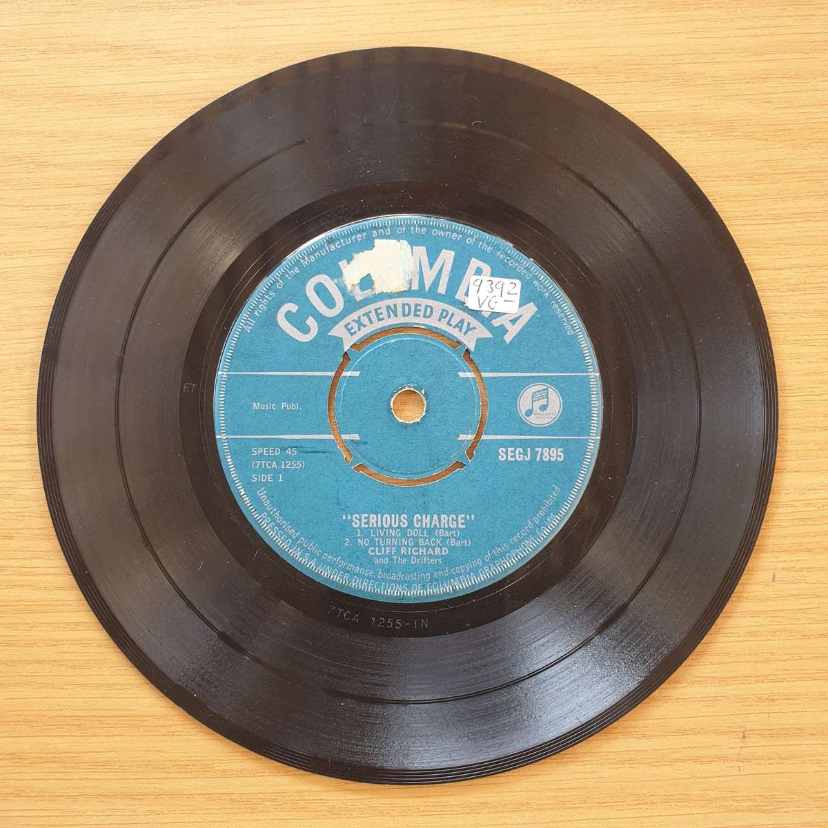 Cliff Richard & The Drifters  Serious Charge | Vinyl 7" Single | (VG-)
