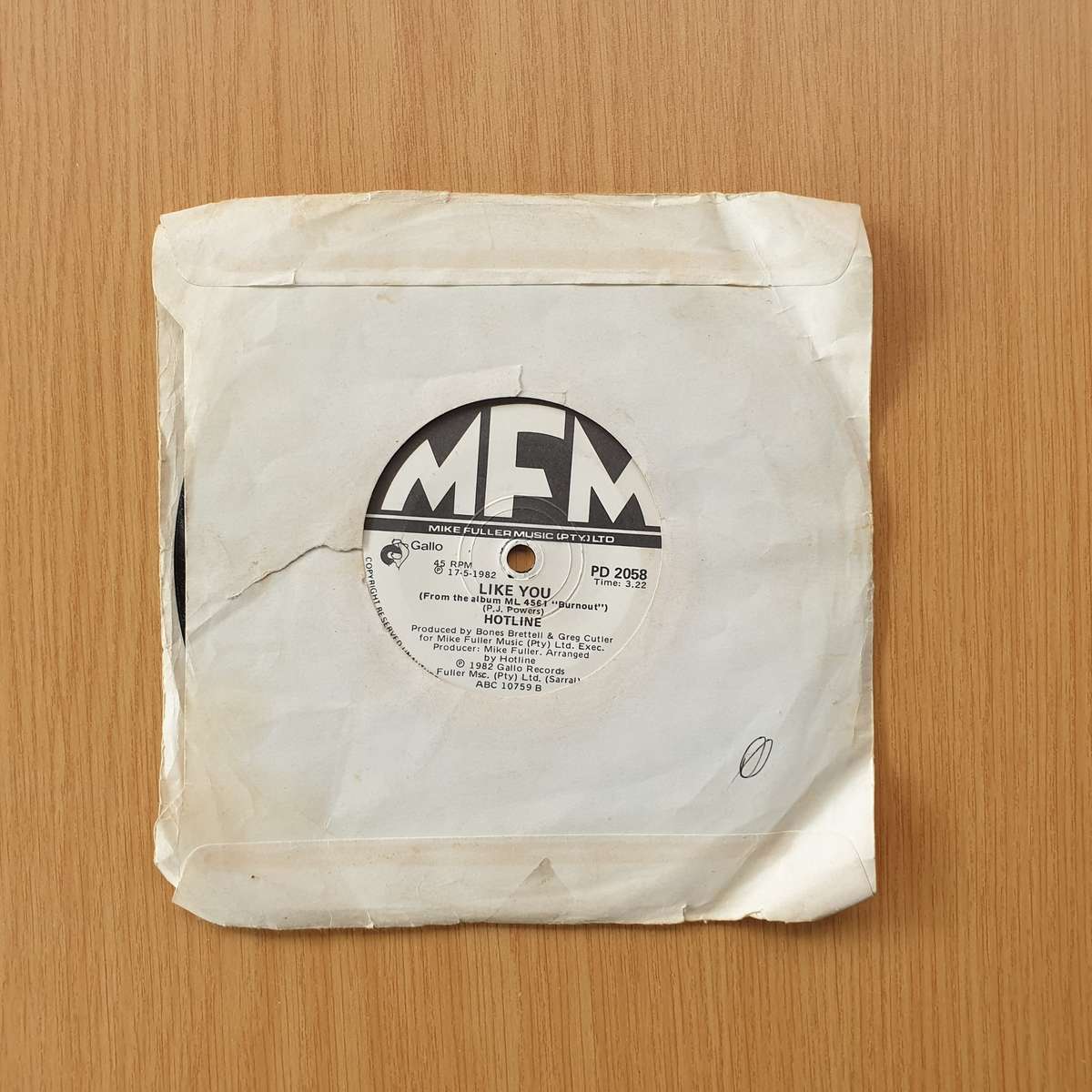 Hotline  Nobody's Fool / Like You | Vinyl 7" Single | (VG+)