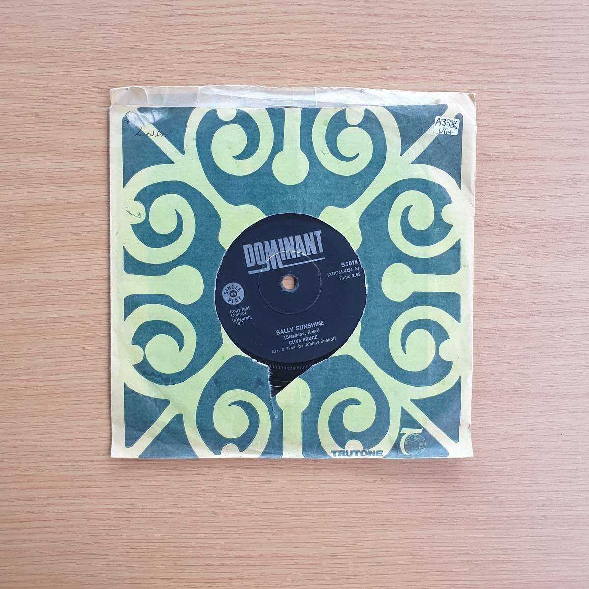 Clive Bruce - Fill Your World With Love / Sally Sunshine  | Vinyl 7" Single | (VG+)