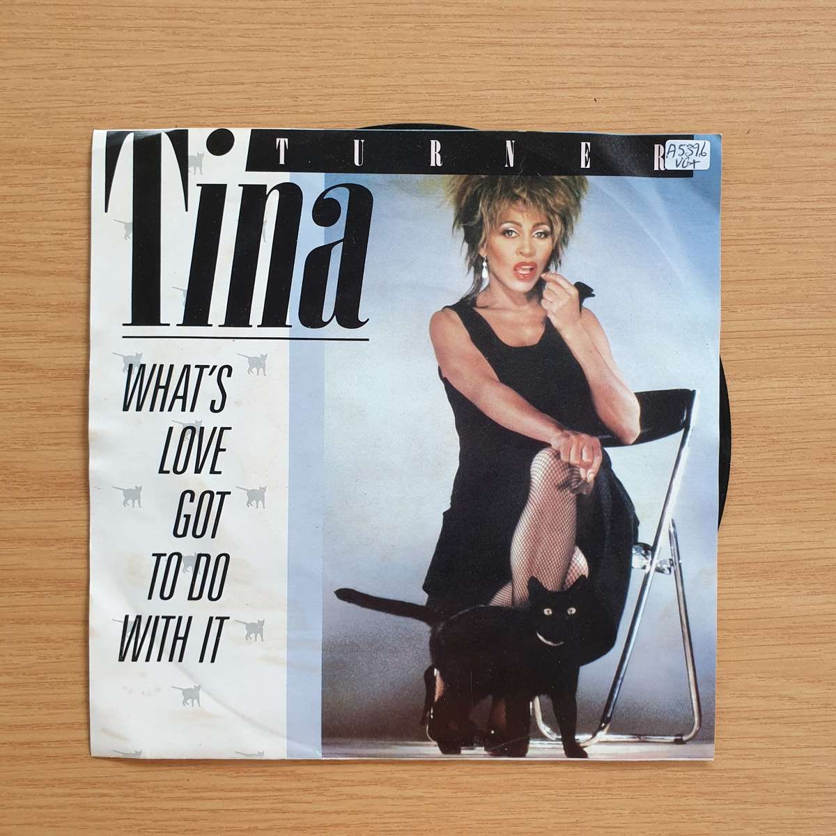 Tina Turner  What's Love Got To Do With It   | Vinyl 7" Single | (VG+)