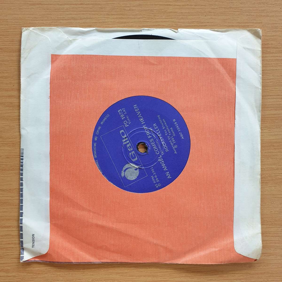 Rockefeller  - Chin-Chin A Girl Is A Gimmick   | Vinyl 7" Single | (VG+)
