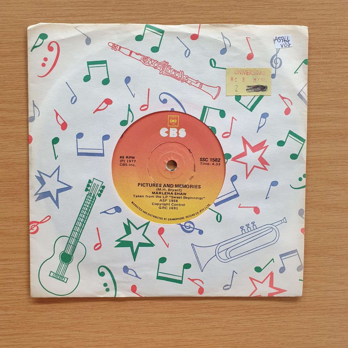 Marlena Shaw  Pictures And Memories / Sweet Beginnings  | Vinyl 7" Single | (VG+)