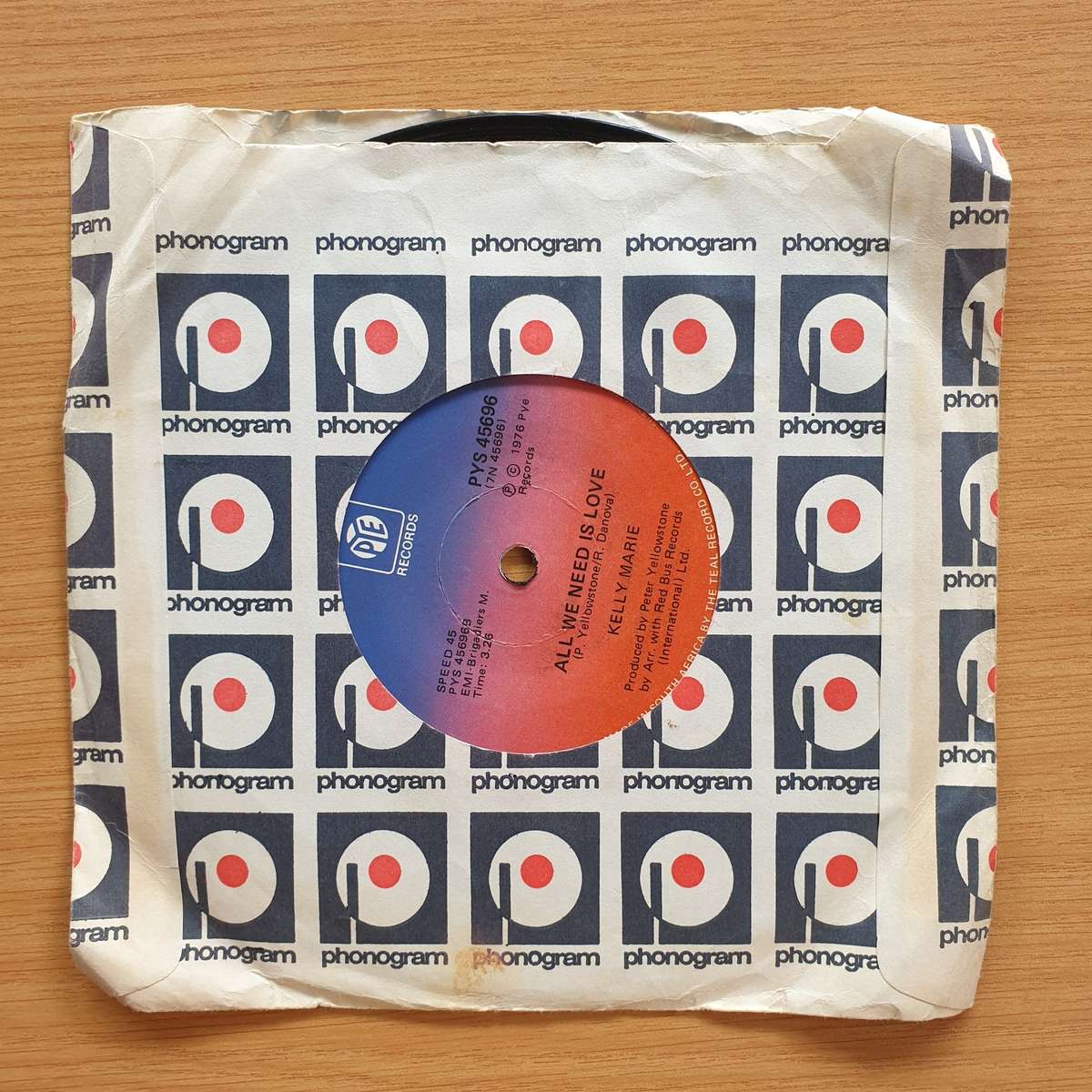 Kelly Marie  Run To Me    | Vinyl 7" Single | (VG+)