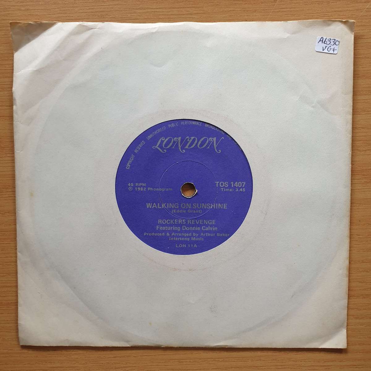 Rockers Revenge Featuring Donnie Calvin  Walking On Sunshine | Vinyl 7" Single | (VG+)